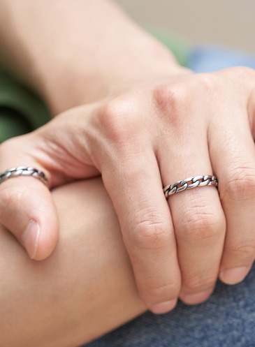 CONSTANT CHAIN SURGICAL RING [SILVER]